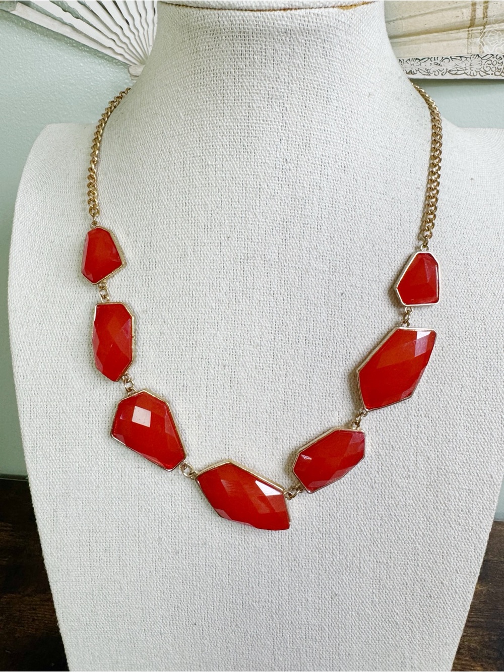 Gold Tone Chain Red Statement Geometric Acrylic Cabochon Necklace